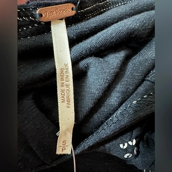 Free People oversized black/silver sequined tops size S - Picture 7 of 11